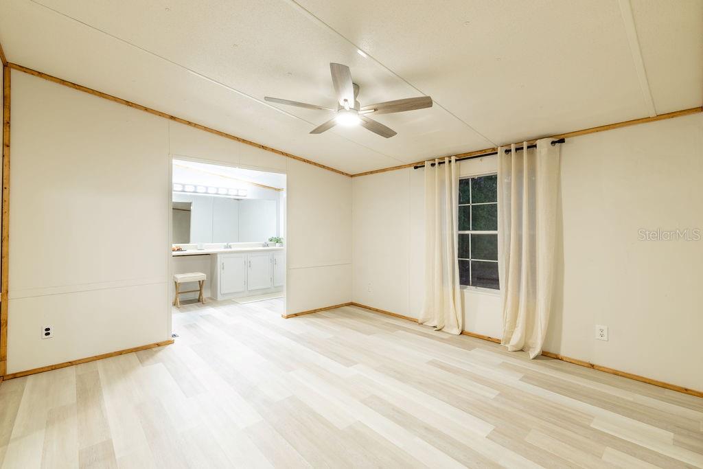 9591 Northeast 87 Place Bronson, FL 32621 - Photo 30 of 92