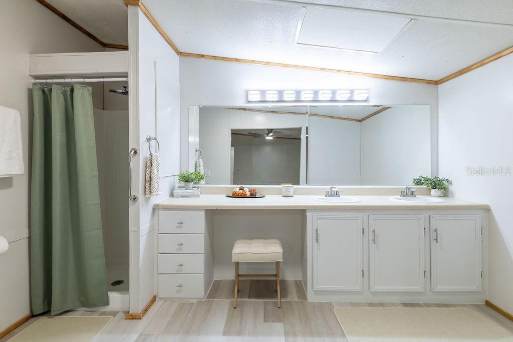 9591 Northeast 87 Place Bronson, FL 32621 - Photo 32 of 92