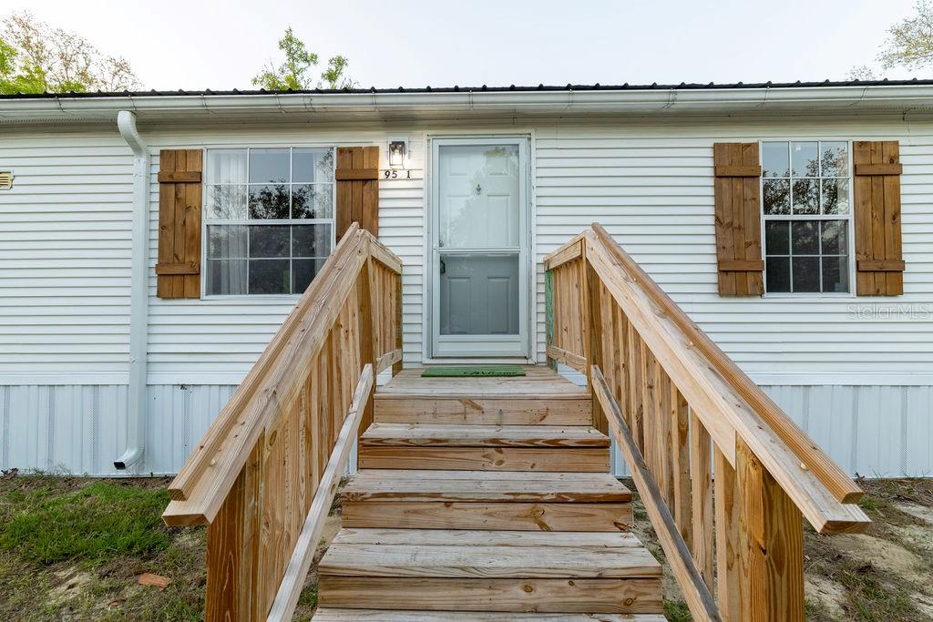 9591 Northeast 87 Place Bronson, FL 32621 - Photo 5 of 92