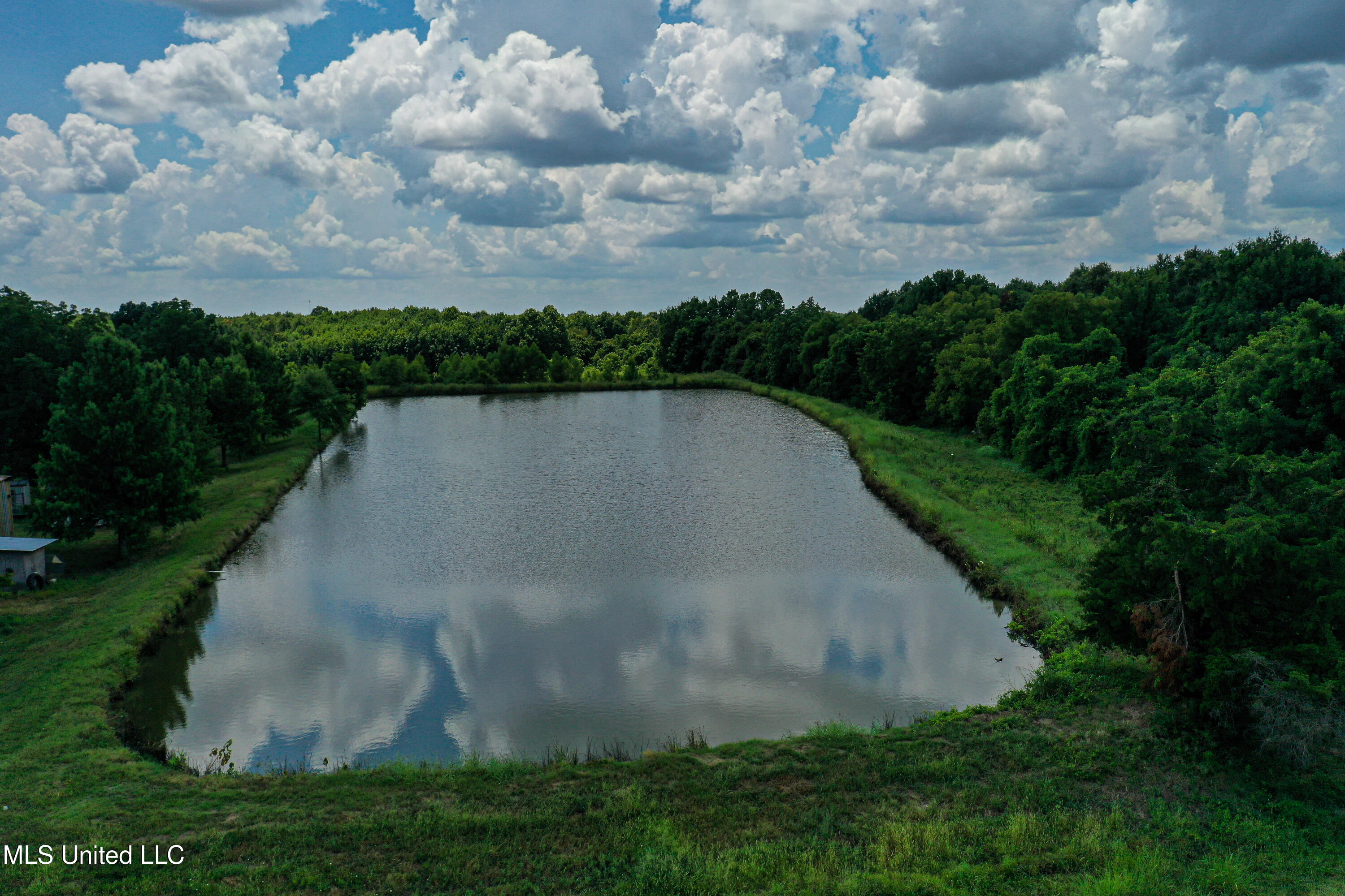 101 Tyler Lane Crenshaw, MS 38621 - Photo 21 of 59 DJI_0367