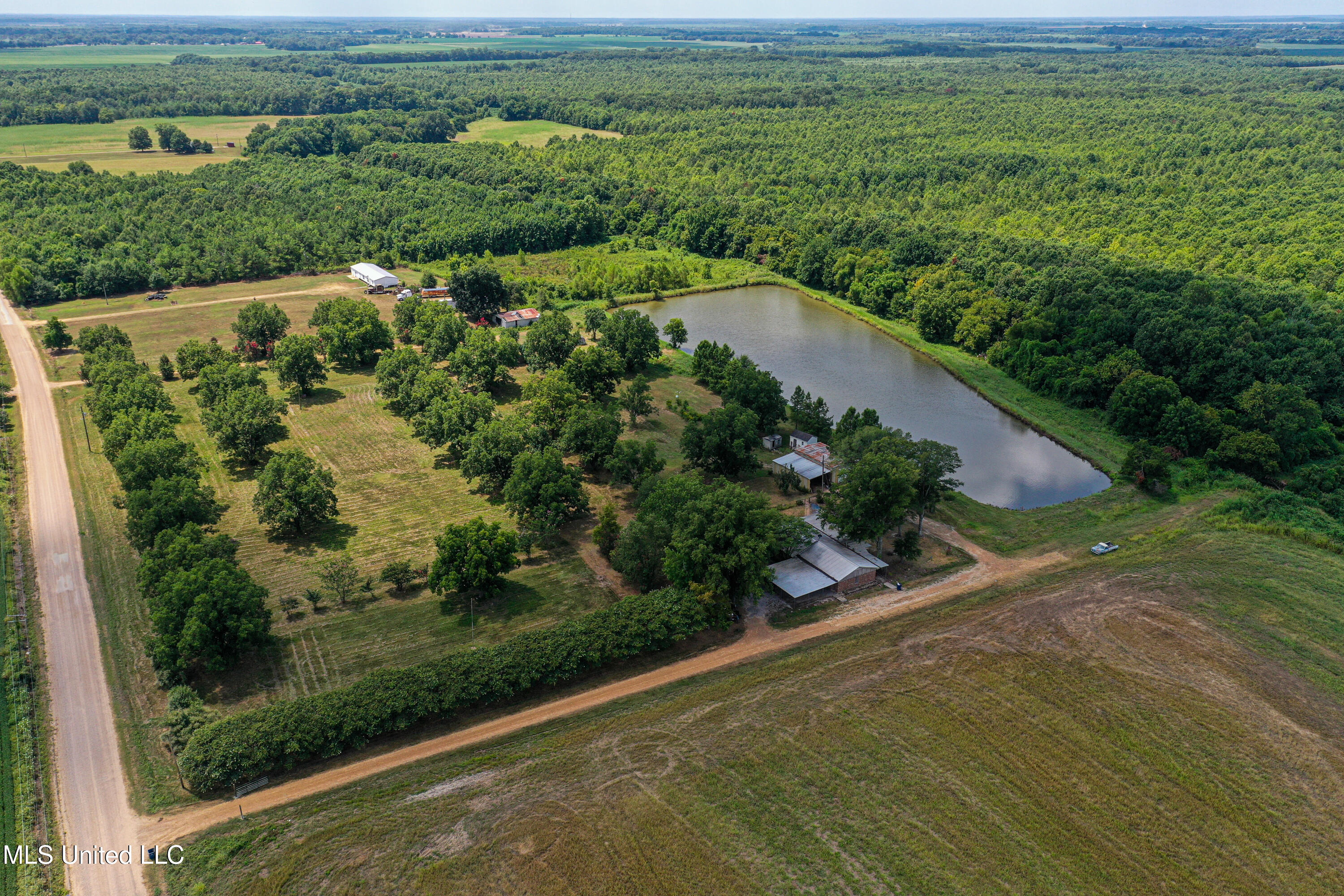 101 Tyler Lane Crenshaw, MS 38621 - Photo 3 of 59 DJI_0345