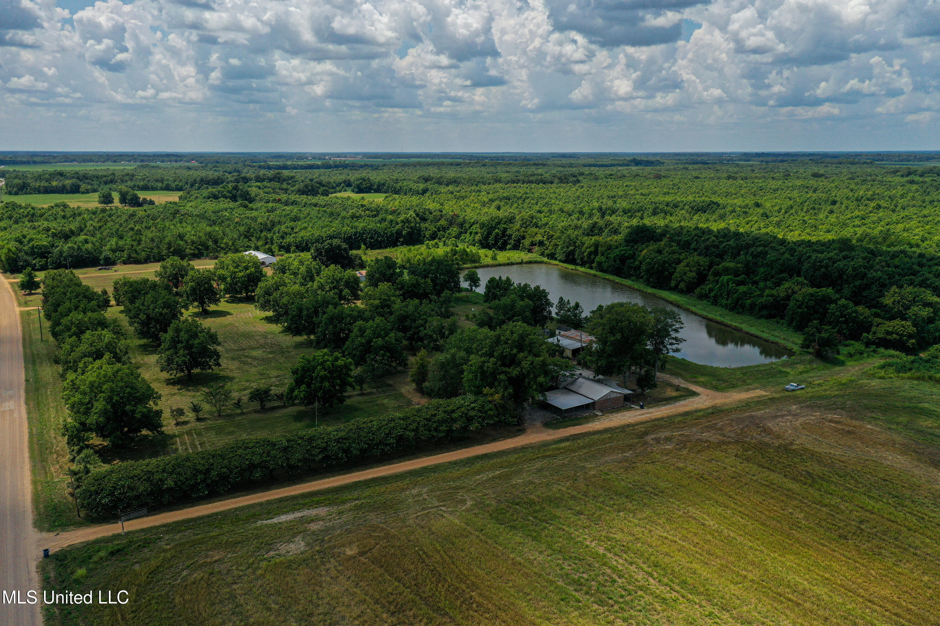 101 Tyler Lane Crenshaw, MS 38621 - Photo 4 of 59 DJI_0346