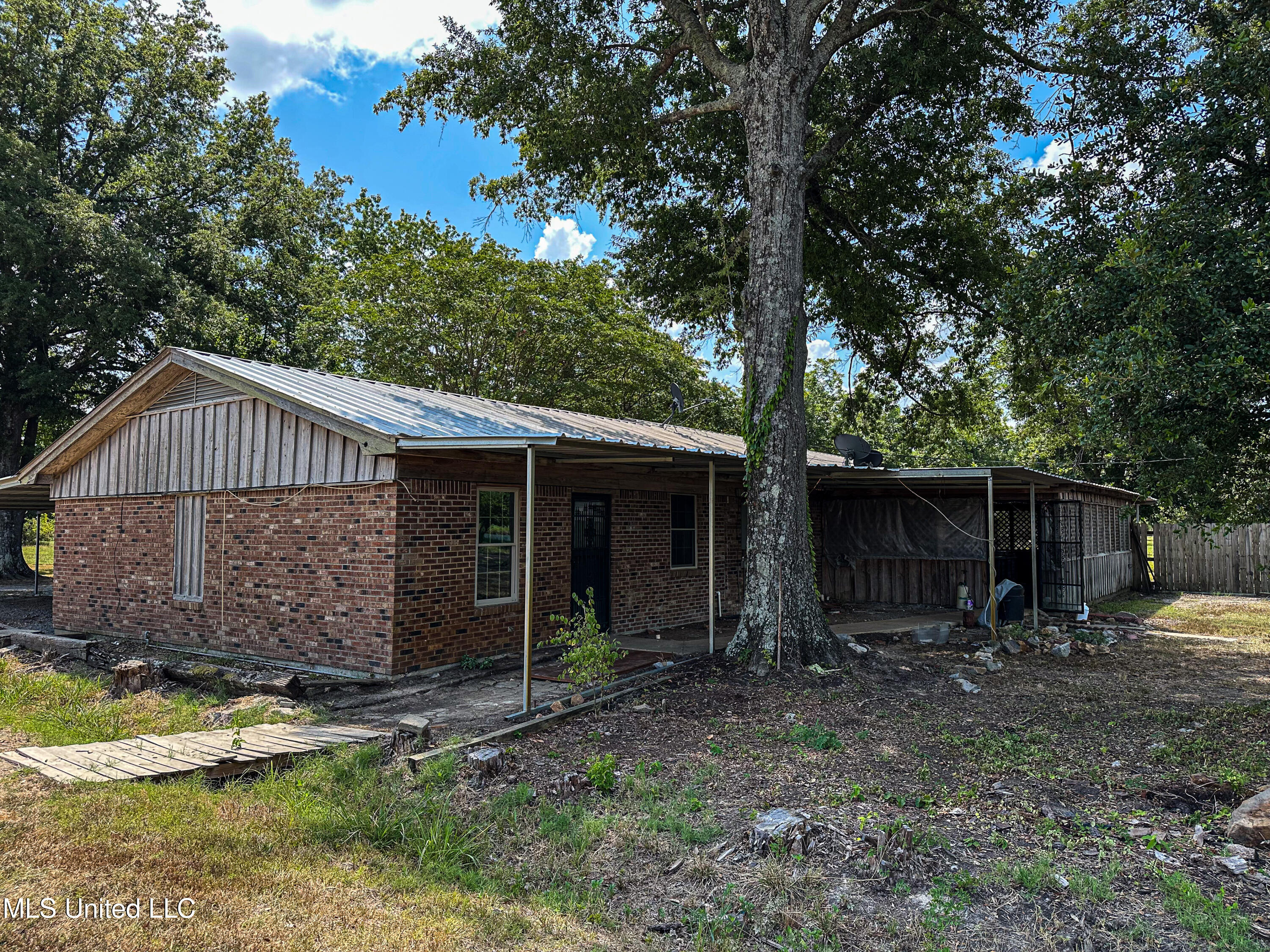 101 Tyler Lane Crenshaw, MS 38621 - Photo 41 of 59 IMG_5400