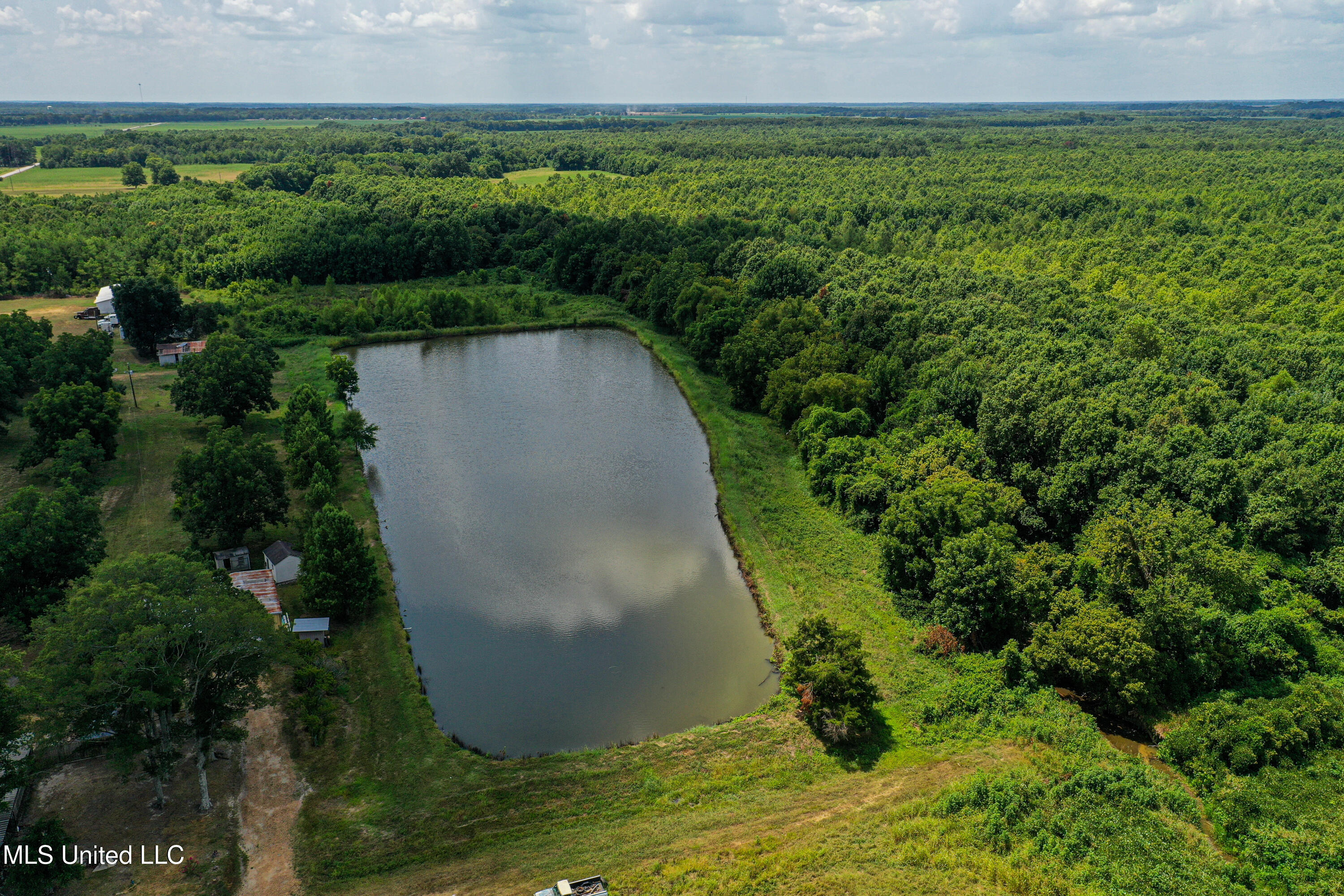 101 Tyler Lane Crenshaw, MS 38621 - Photo 5 of 59 DJI_0347