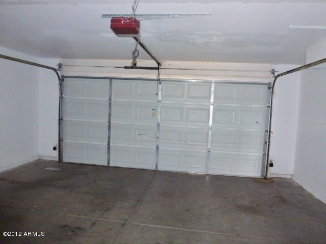 8625 West Hatcher Road Peoria, AZ 85345 - Photo 34 of 45 023-300850 (17)