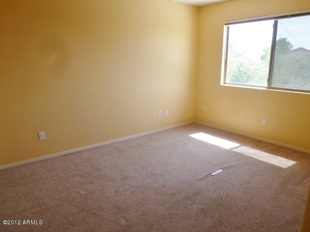 8625 West Hatcher Road Peoria, AZ 85345 - Photo 38 of 45 023-300850 (44)