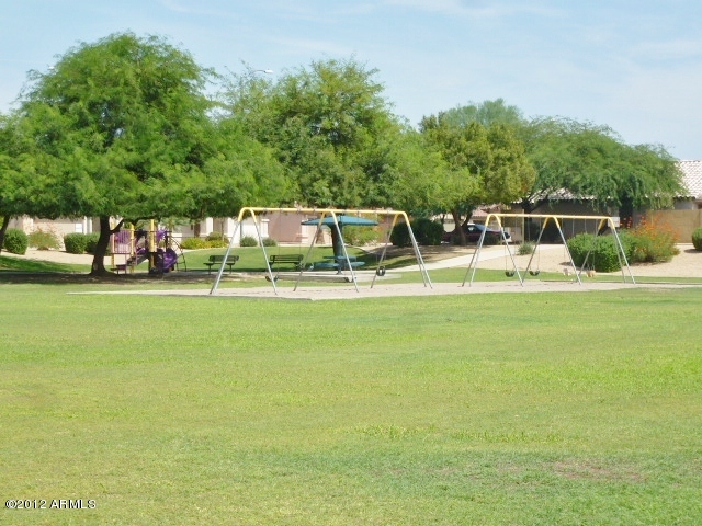 8625 West Hatcher Road Peoria, AZ 85345 - Photo 41 of 45 023-300850 - Park 3