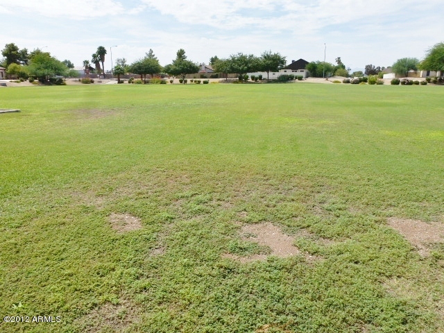 8625 West Hatcher Road Peoria, AZ 85345 - Photo 42 of 45 023-300850 - Park 4