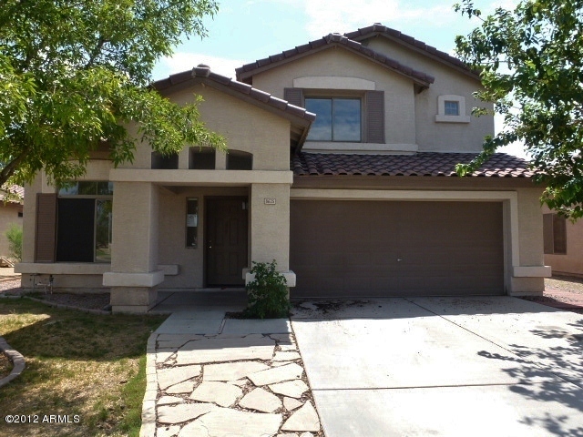 8625 West Hatcher Road Peoria, AZ 85345 - Photo 5 of 45 023-300850 - Front 4