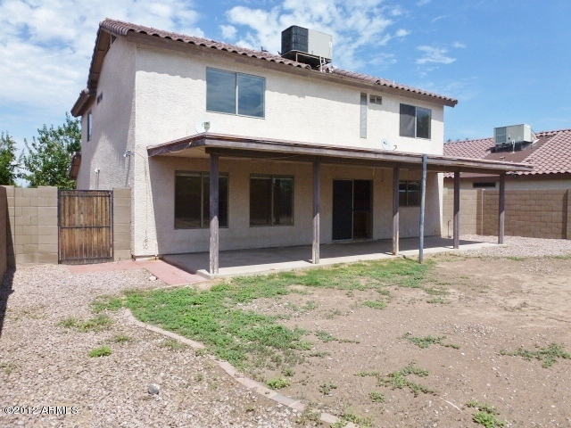 8625 West Hatcher Road Peoria, AZ 85345 - Photo 8 of 45 023-300850 - Rear 3