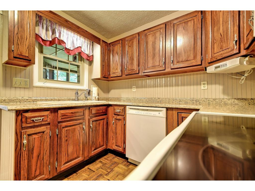 156 Springbrook Road Unicoi, TN 37692 - Photo 18 of 31 Photo 18