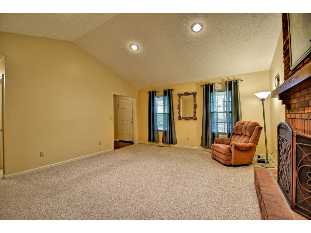 156 Springbrook Road Unicoi, TN 37692 - Photo 8 of 31 Photo 8