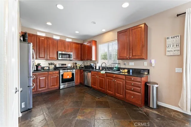 $615,000 | 7933 Shadow Trails Lane, Jurupa Valley, CA 92509