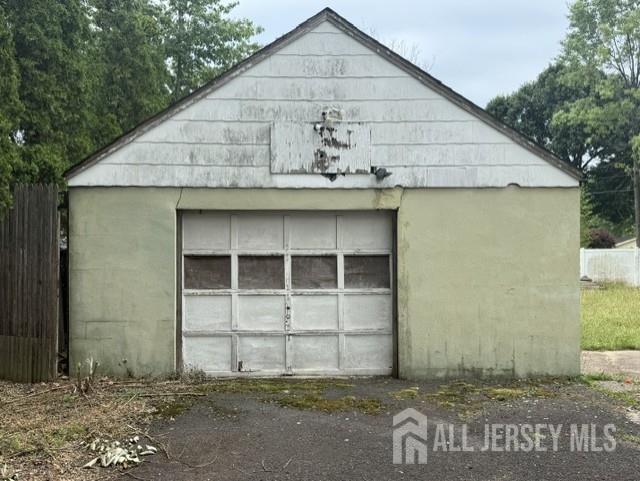 970 Hamilton Street Somerset, NJ 08873 - Photo 3 of 7