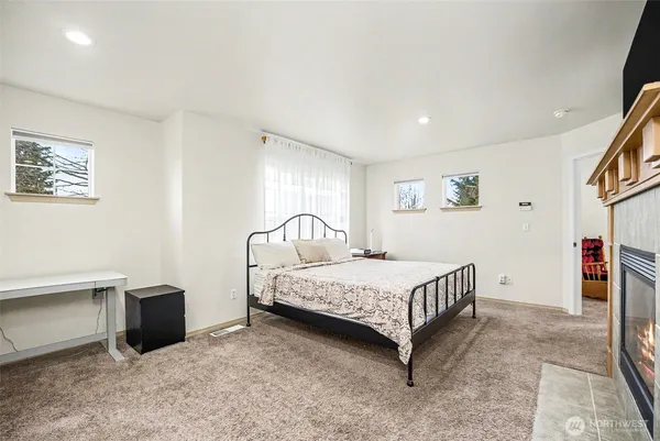 $549,900 | 19736 99th St Court East, Bonney Lake, WA 98391