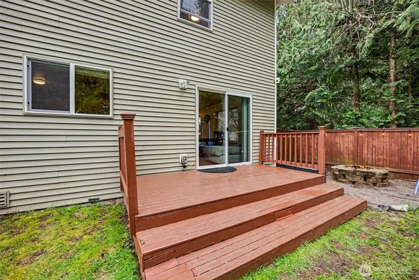 $549,900 | 19736 99th St Court East, Bonney Lake, WA 98391