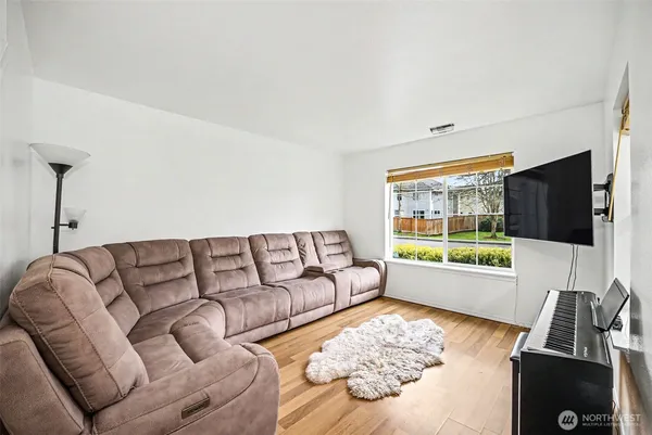 $549,900 | 19736 99th St Court East, Bonney Lake, WA 98391