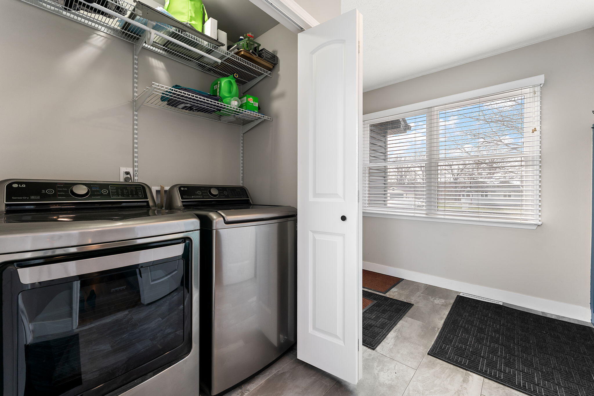 897 Jane Avenue Chesterton, IN 46304 - Photo 17 of 40 a kitchen with a stove and a window