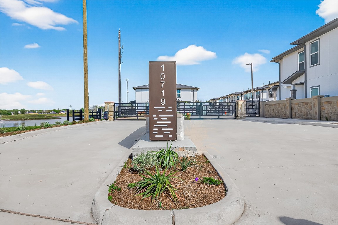 10719 Mason Road, Unit 6 Richmond, TX 77406 - Photo 36 of 43