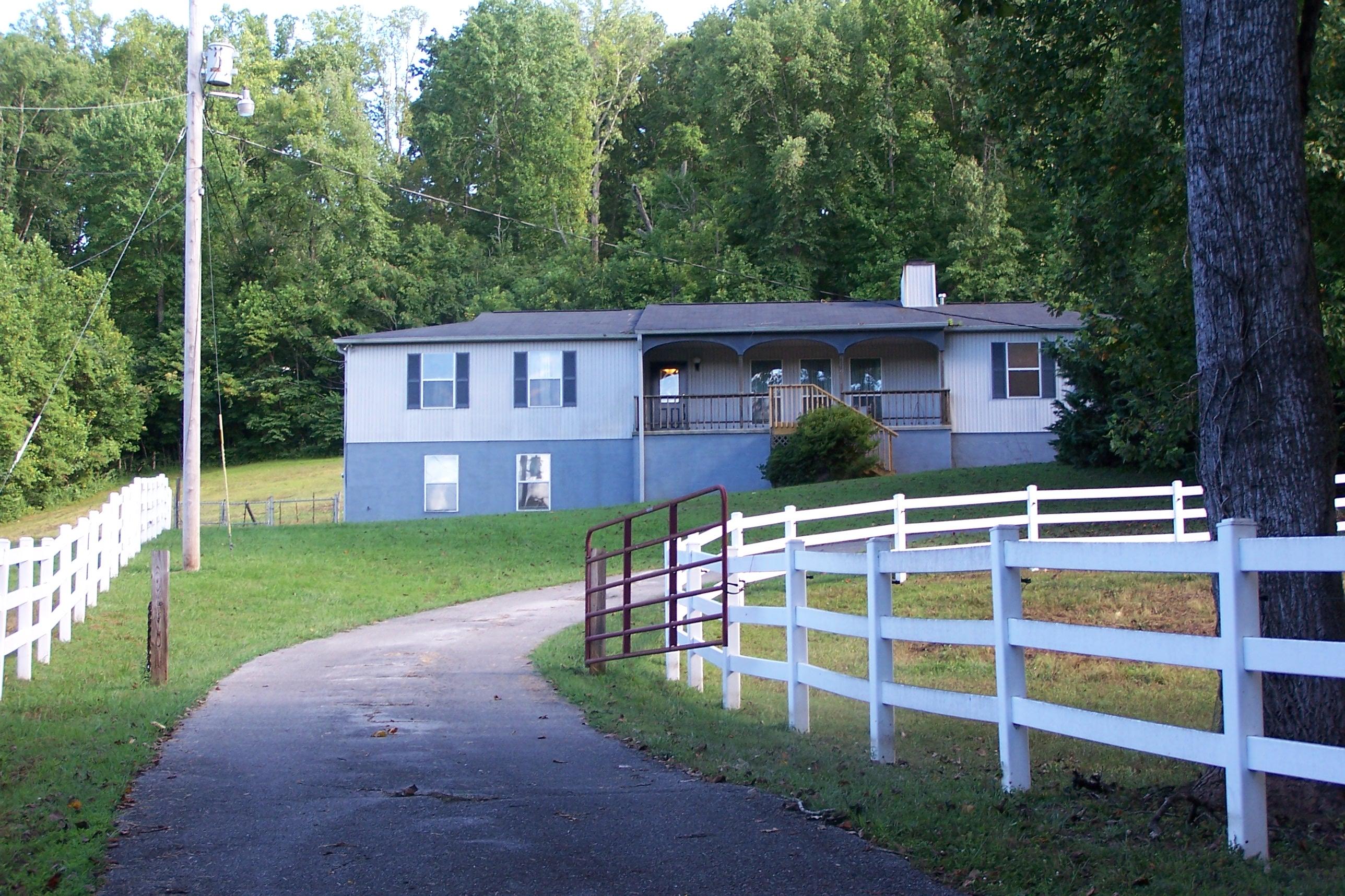 7 Acres | Mountain Views