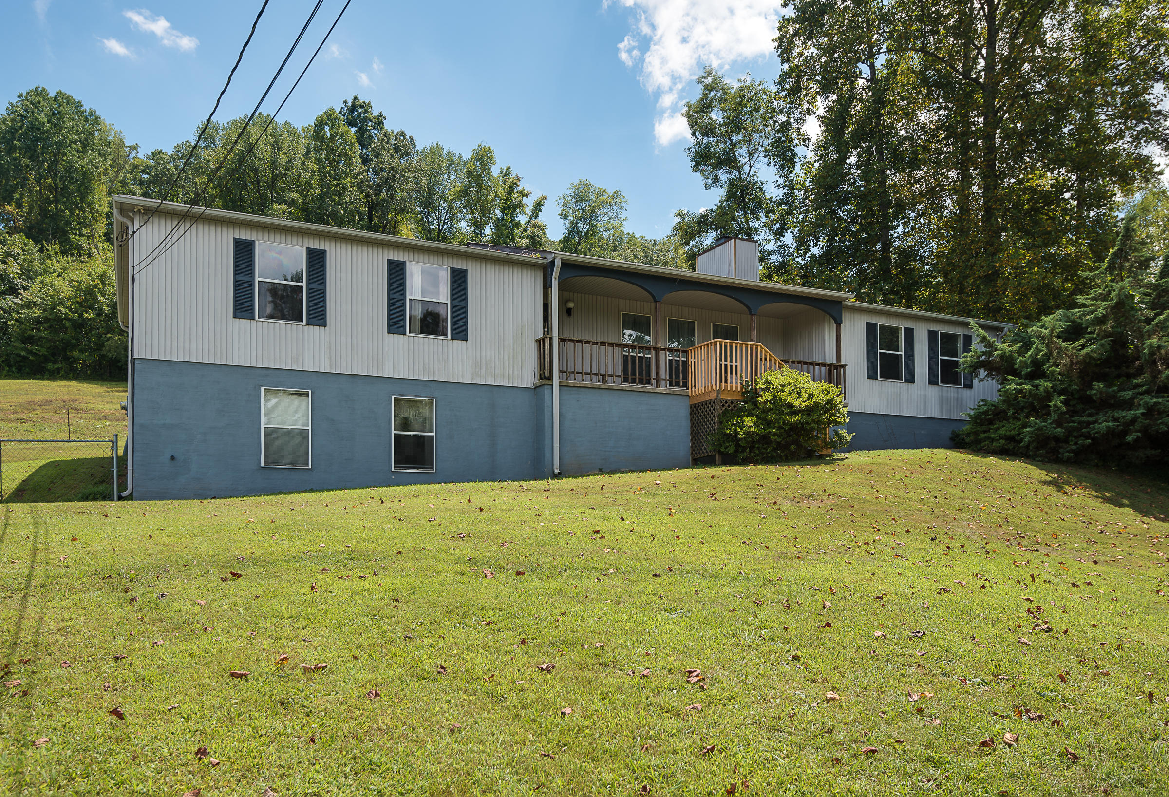 643 Mahoney Road Oliver Springs, TN 37840 - Photo 32 of 34 Front of Home