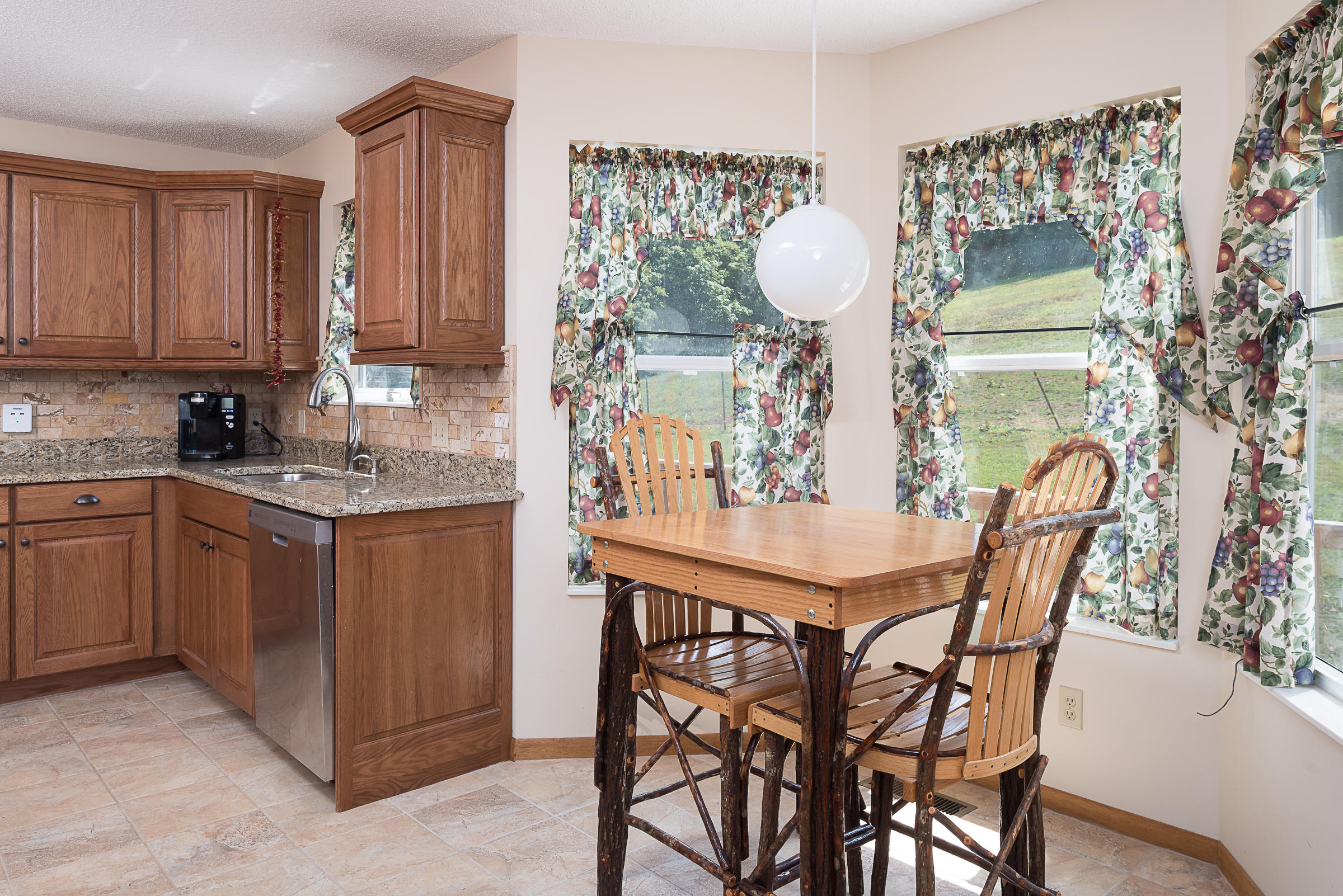 Eat In Kitchen