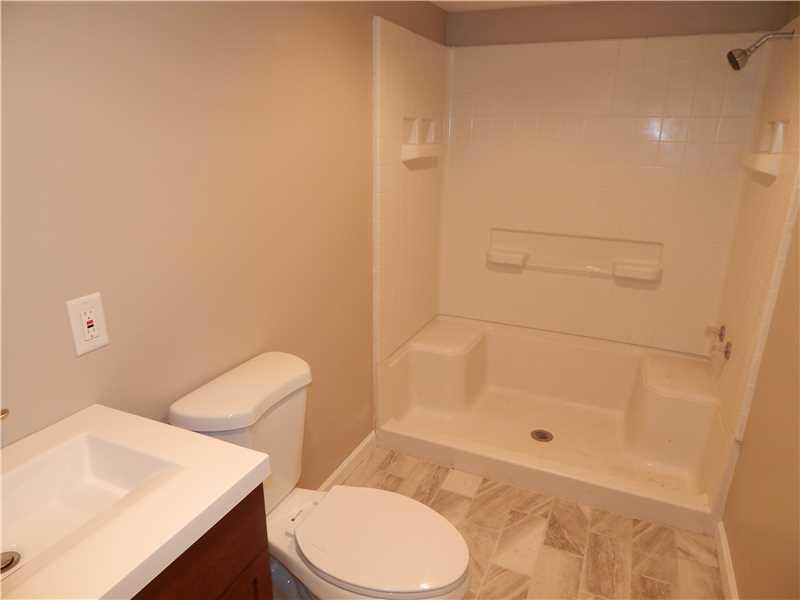 610 Moore Road Washington, PA 15301 - Photo 20 of 20 Full Bath.