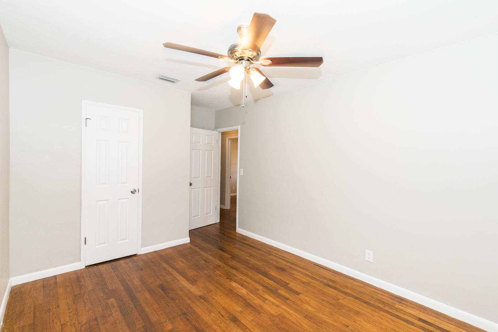 421 West 25th Street Riviera Beach, FL 33404 - Photo 18 of 28 421 W 25th St