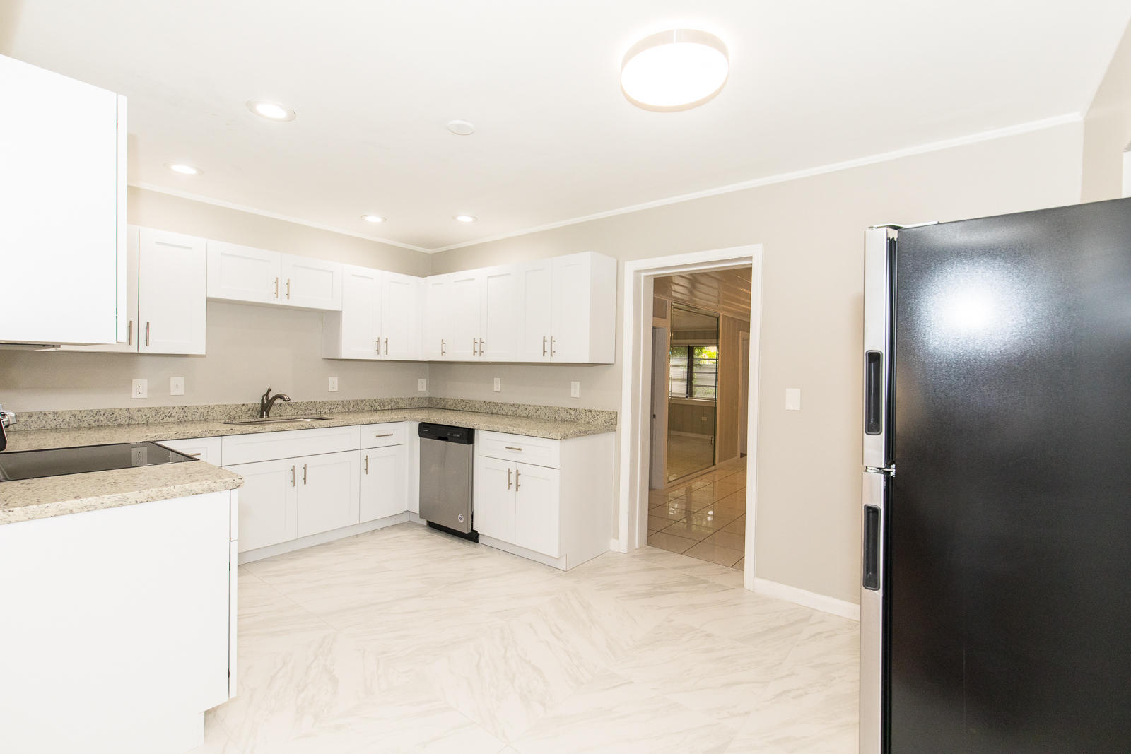 421 West 25th Street Riviera Beach, FL 33404 - Photo 7 of 28 421 W 25th St