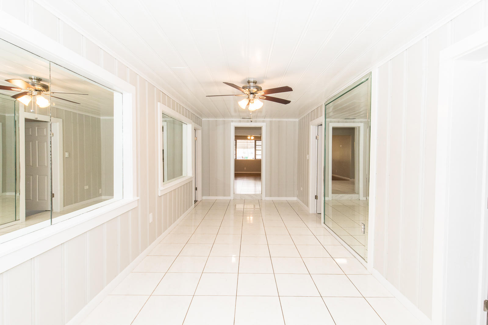 421 West 25th Street Riviera Beach, FL 33404 - Photo 9 of 28 421 W 25th St