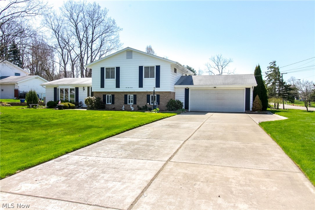 237 Springmont Road Northfield, OH 44067 - Photo 2 of 32