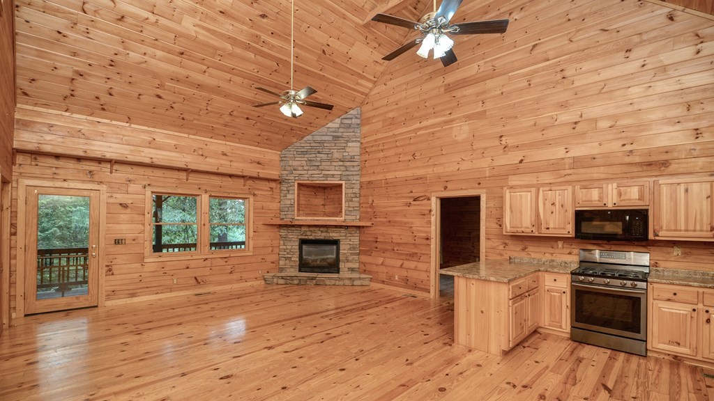 1386 Springview Circle Seymour, TN 37865 - Photo 10 of 24 Gallery Image 10