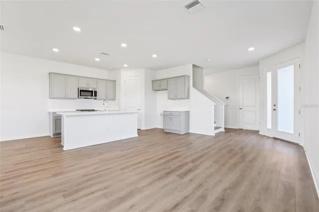 $428,075 | 31445 Spanish Msn Road, San Antonio, FL 33576