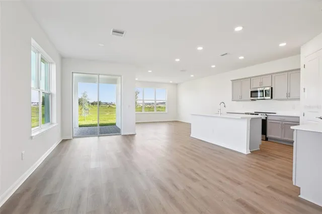 $428,075 | 31445 Spanish Msn Road, San Antonio, FL 33576