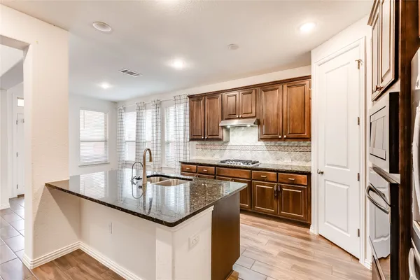 $2,400 | 2908 Consuelo Way, Round Rock, TX 78665