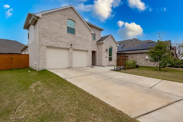 $2,400 | 2908 Consuelo Way, Round Rock, TX 78665