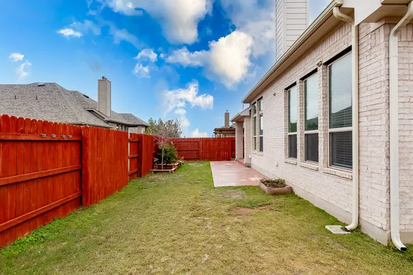 $2,400 | 2908 Consuelo Way, Round Rock, TX 78665