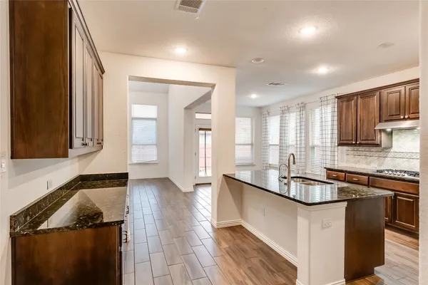 $2,400 | 2908 Consuelo Way, Round Rock, TX 78665