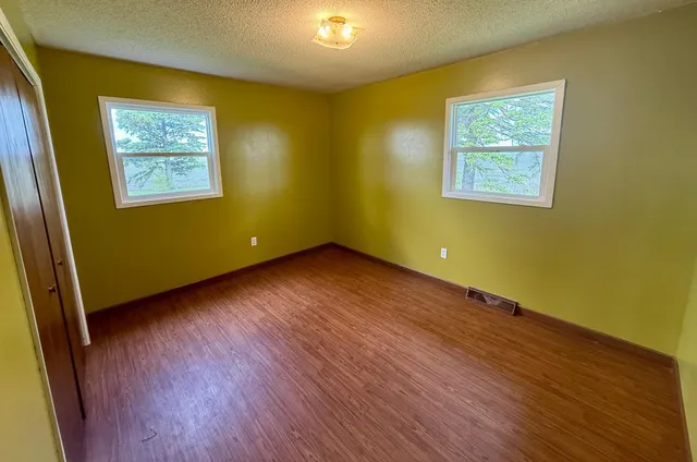 $245,000 | 68680 470th Street, Fairfax, MN 55332