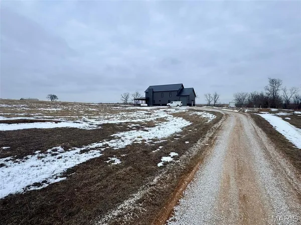 $539,000 | 4727 Walnut Creek Drive, Palmyra, MO 63461
