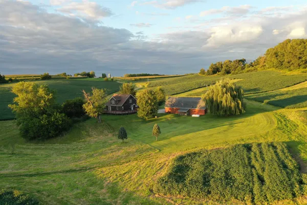 $3,150,000 | 33759 Cottontail Lane, Wauzeka, WI 53826