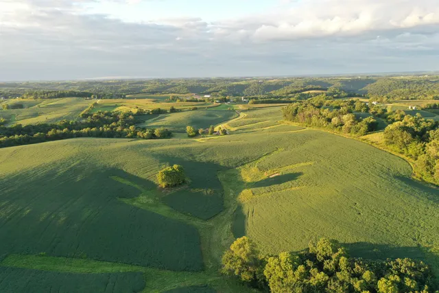 $3,150,000 | 33759 Cottontail Lane, Wauzeka, WI 53826