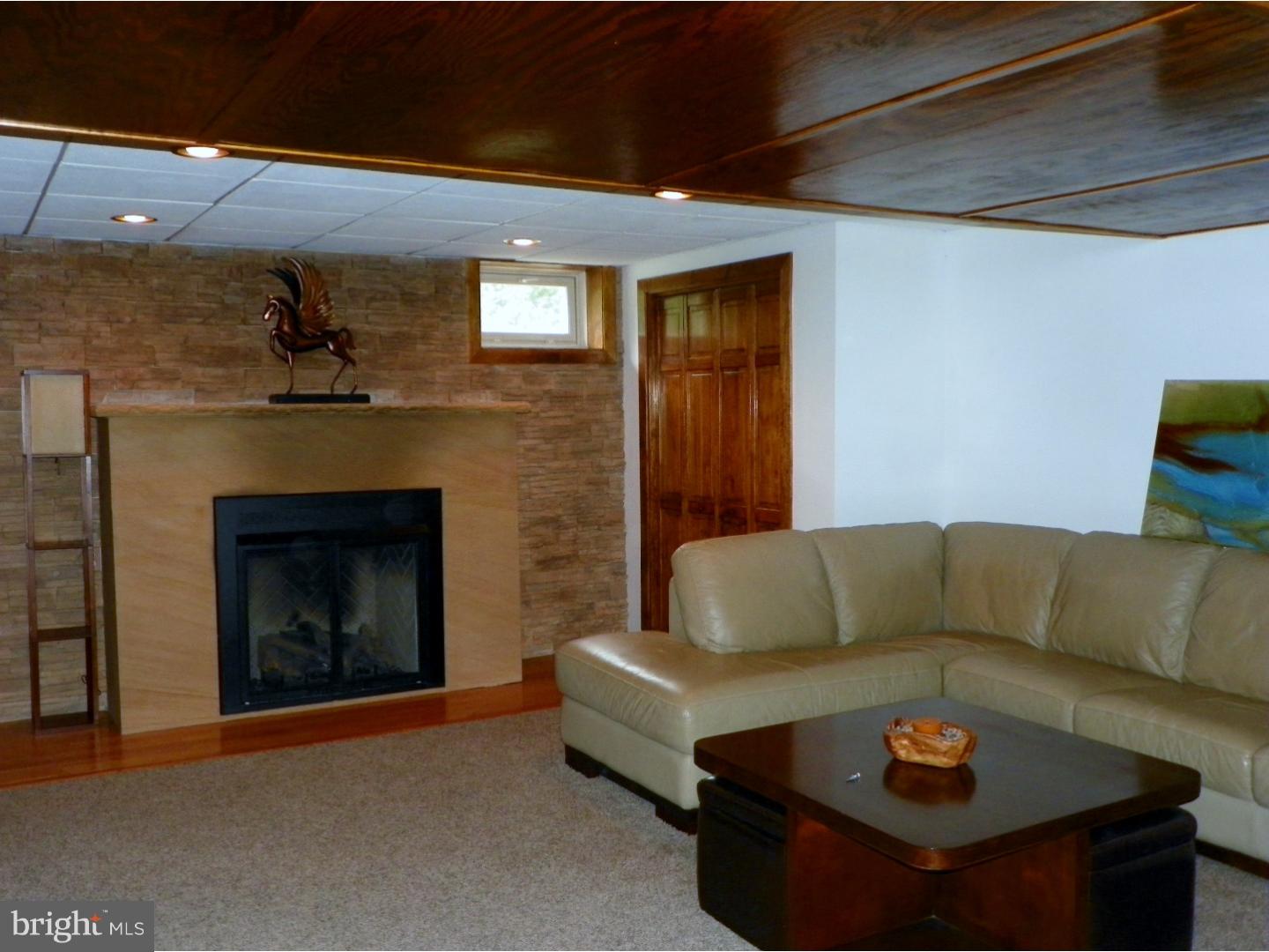 696 Hardingville Road Monroeville, NJ 08343 - Photo 8 of 25