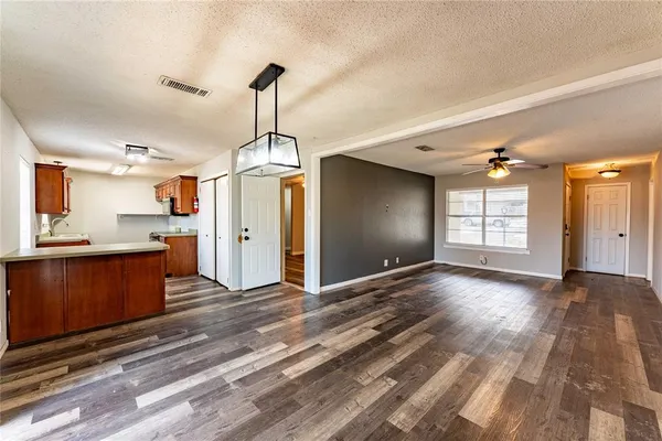 $210,000 | 980 29th Street Southeast, Paris, TX 75460
