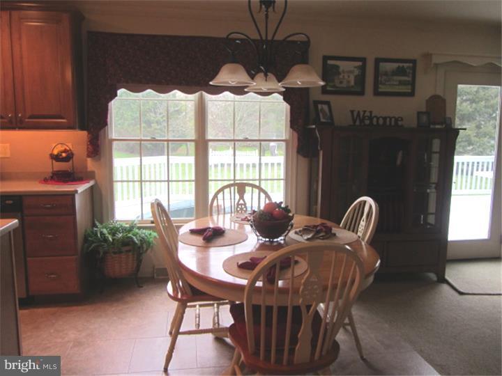 134 Springfield Way Dover, DE 19904 - Photo 12 of 25 Breakfast Room