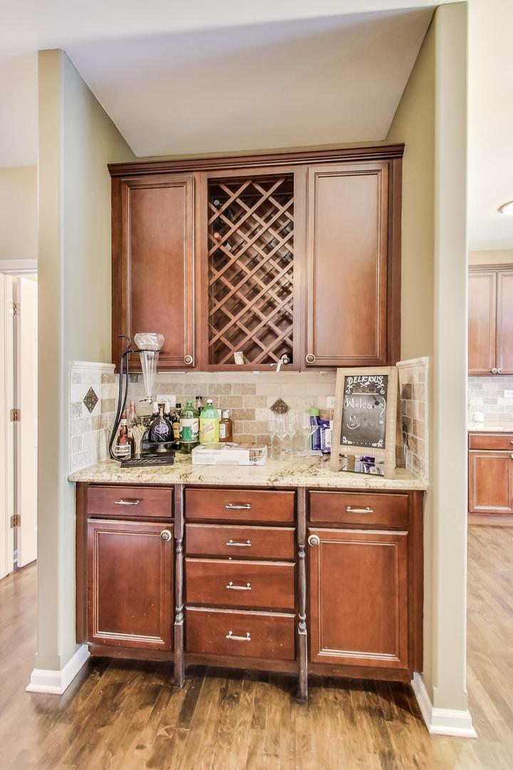 413 Blue Heron Circle Bartlett, IL 60103 - Photo 16 of 48