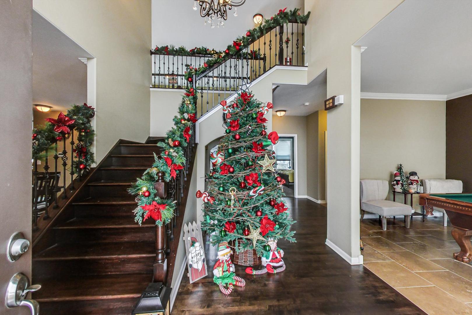 413 Blue Heron Circle Bartlett, IL 60103 - Photo 5 of 48