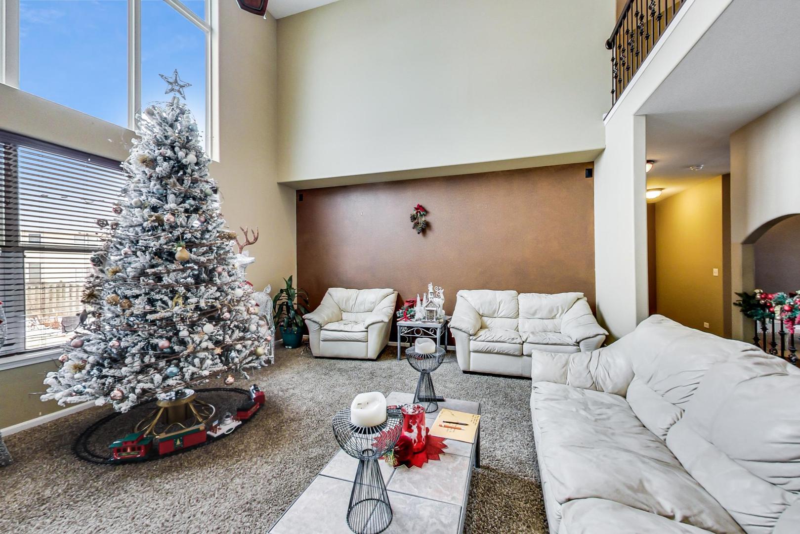413 Blue Heron Circle Bartlett, IL 60103 - Photo 8 of 48