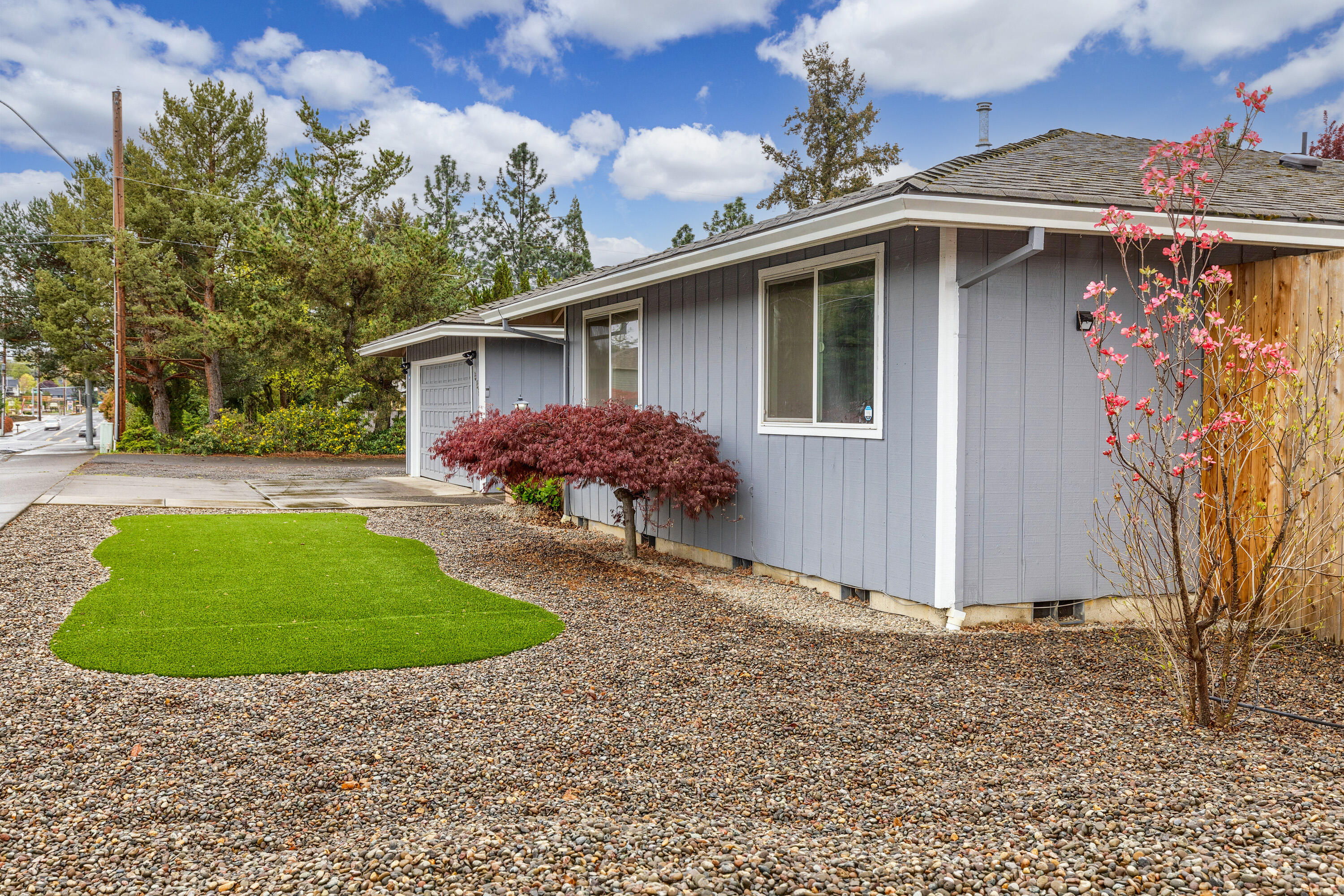 1589 Springbrook Road Medford, OR 97504 - Photo 6 of 46 SR(6)