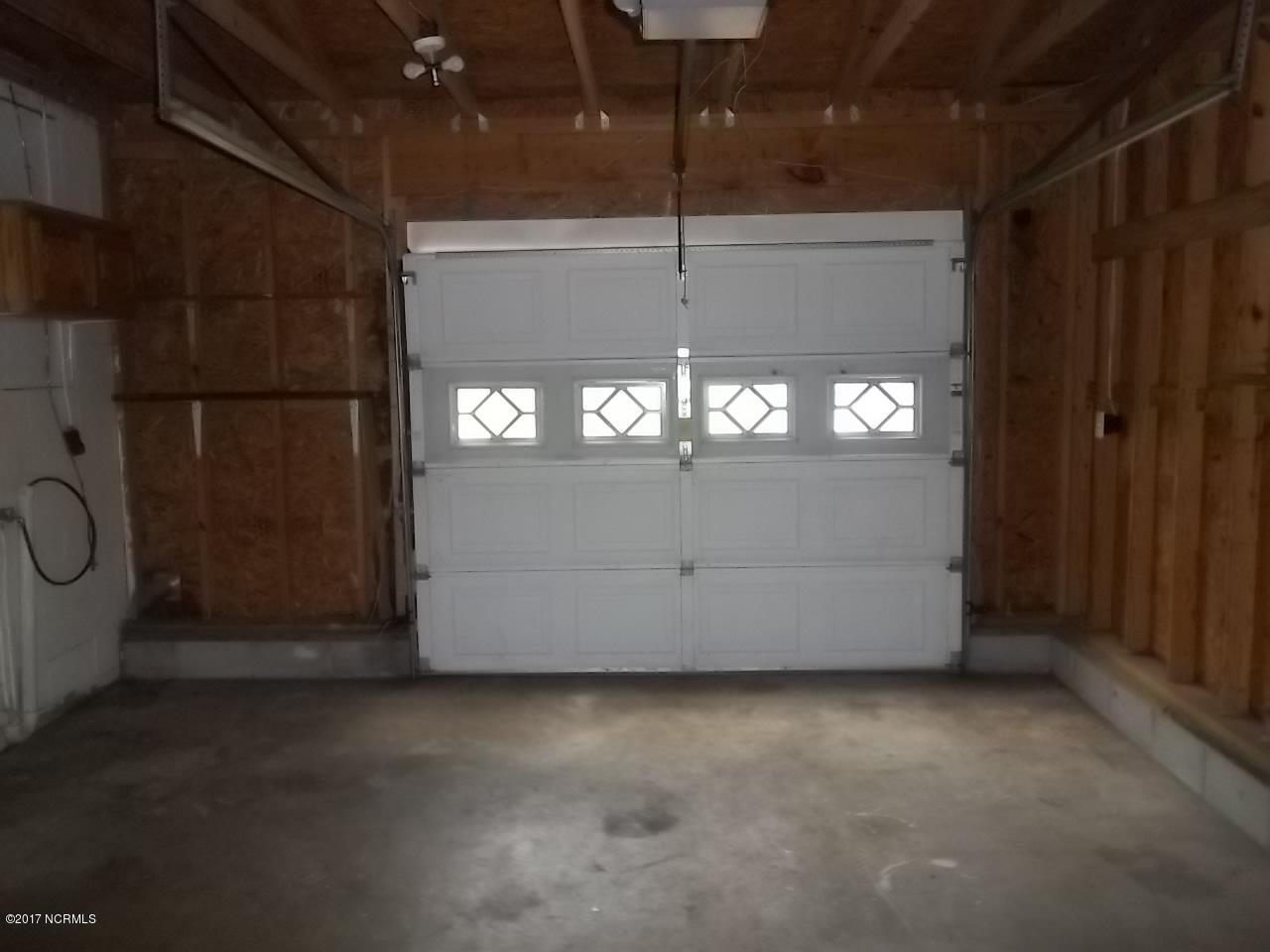 106 Wynne Road Havelock, NC 28532 - Photo 12 of 15 Attached Single Garage